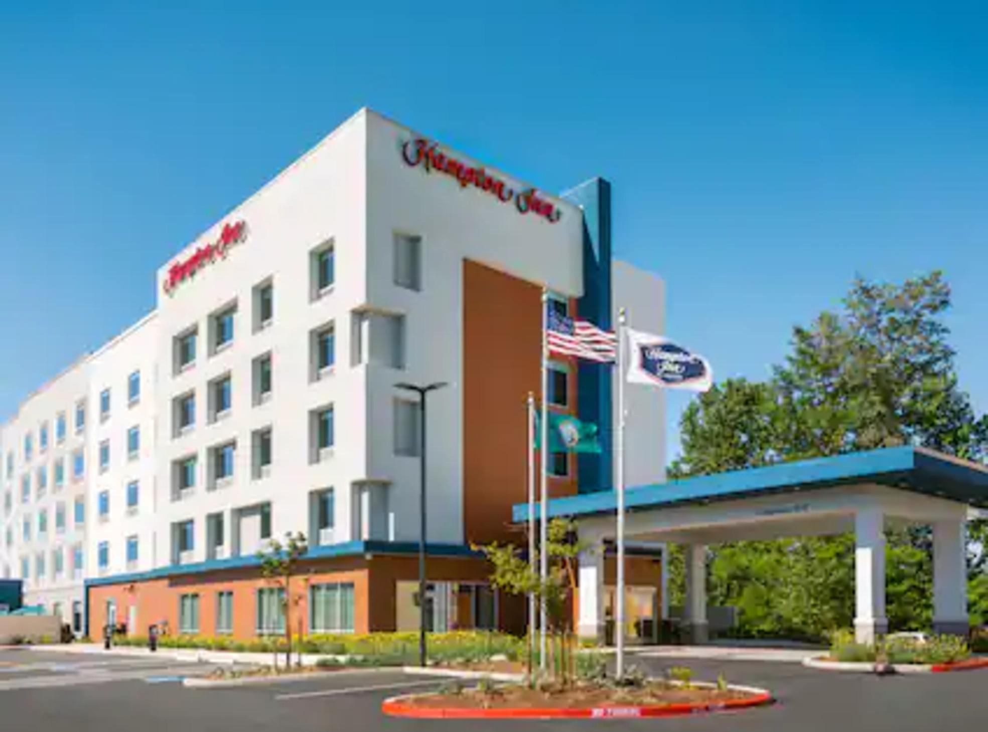 Hampton Inn Bellingham Airport, Wa ภายนอก รูปภาพ