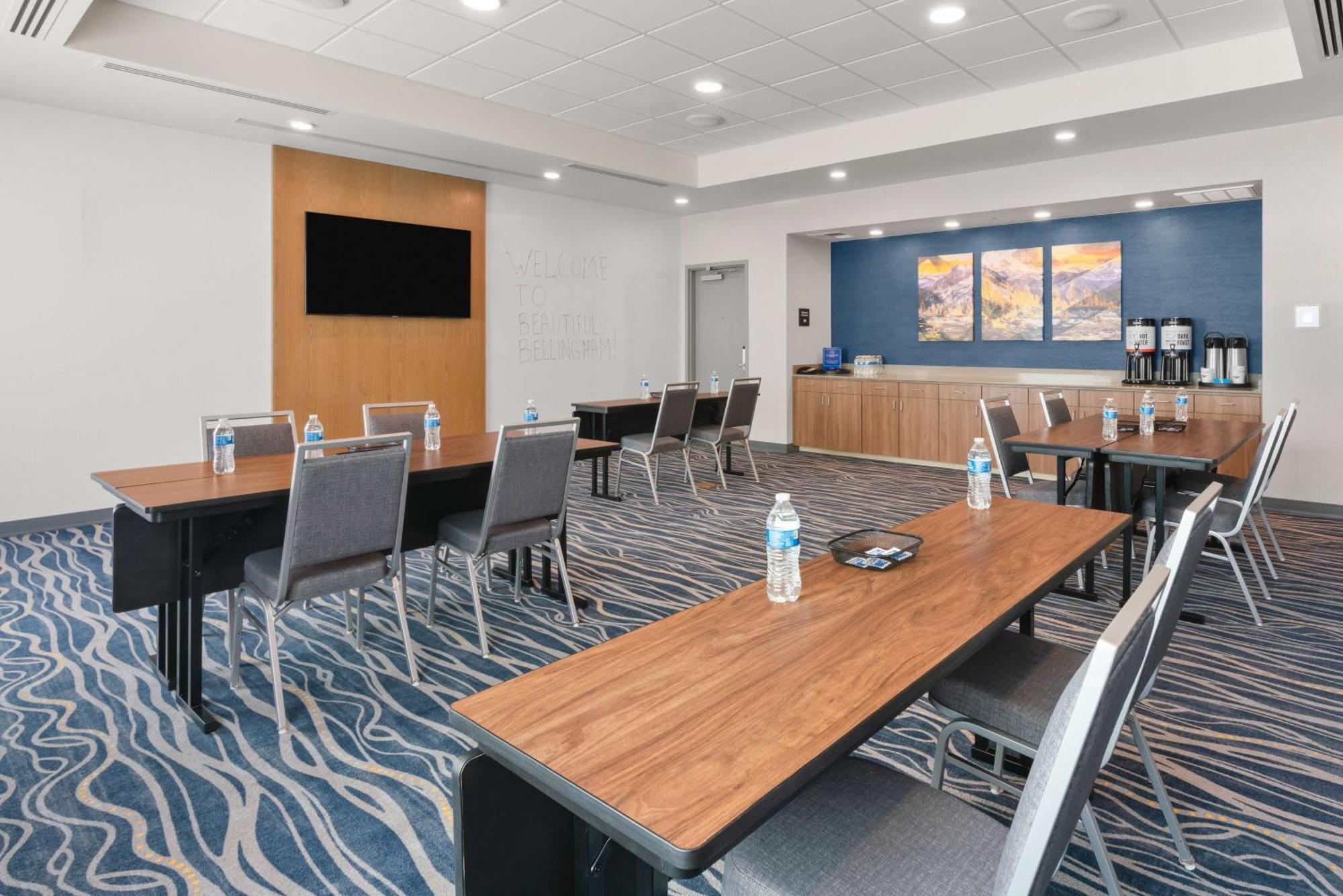 Hampton Inn Bellingham Airport, Wa ภายนอก รูปภาพ